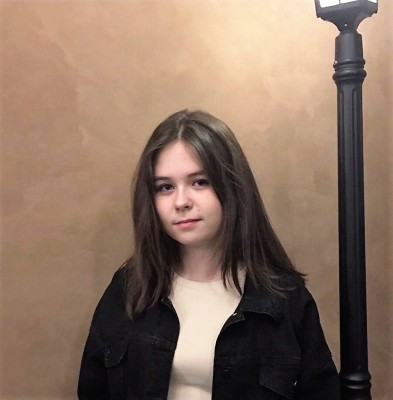 «Мыслить, наблюдать, творить» — выставка творческих работ Вероники Маришиной